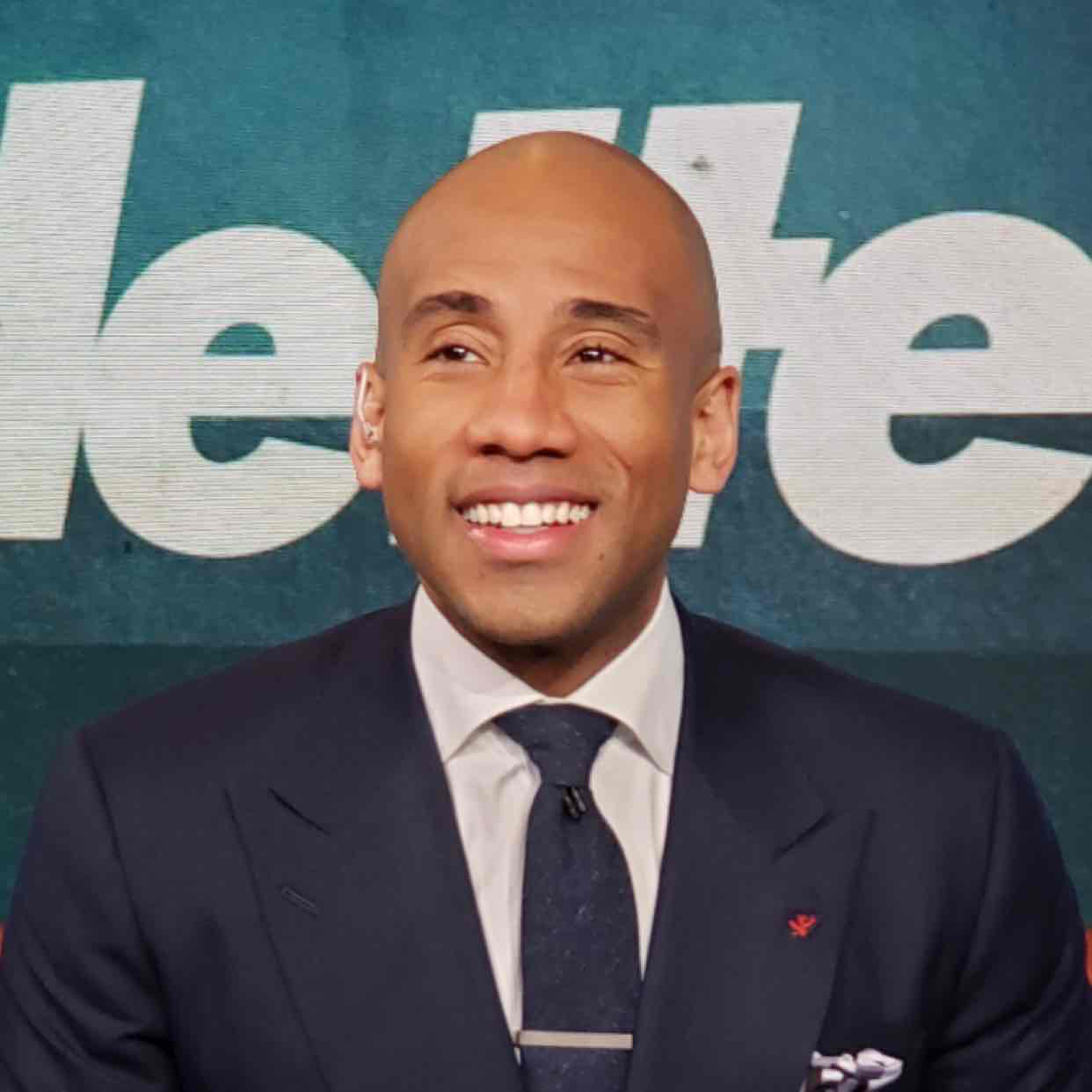 Cameo - Dahntay Jones Sr.