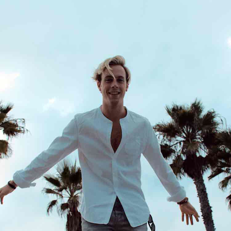 Avatar of Riker Lynch