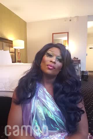 Video player preview of celebrity introduction