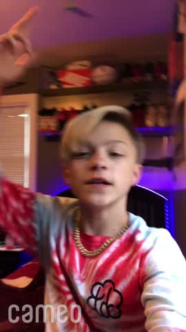 Video player preview of celebrity introduction