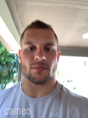 Video player preview of celebrity introduction